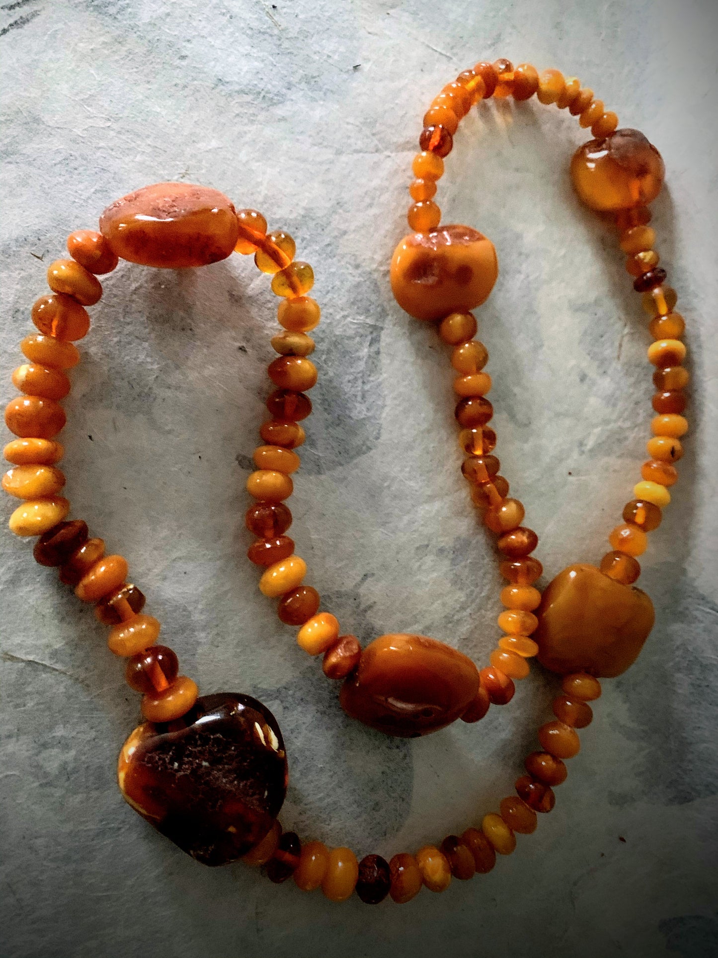 A vintage amber necklace