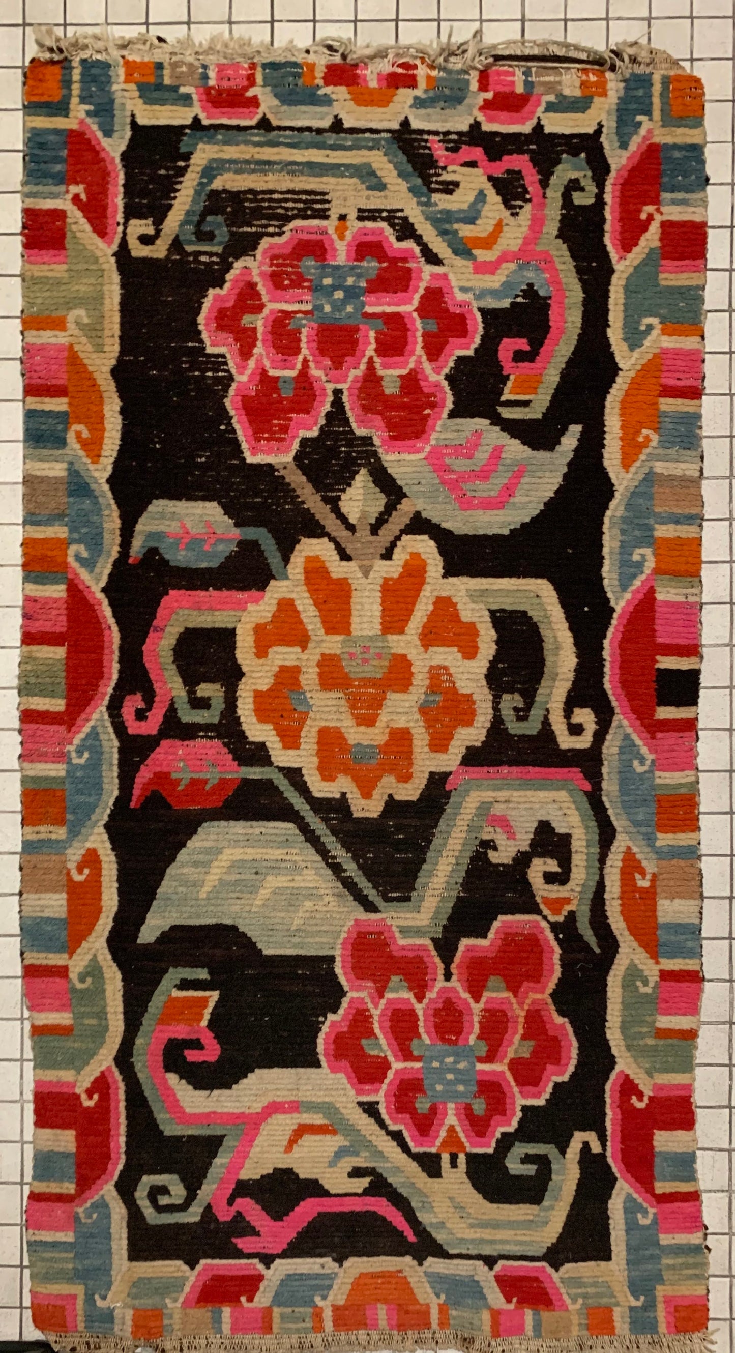 Antique  Tibetan floral motif rug
