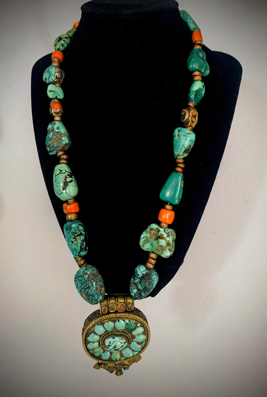 Vintage Tibetan gau necklace