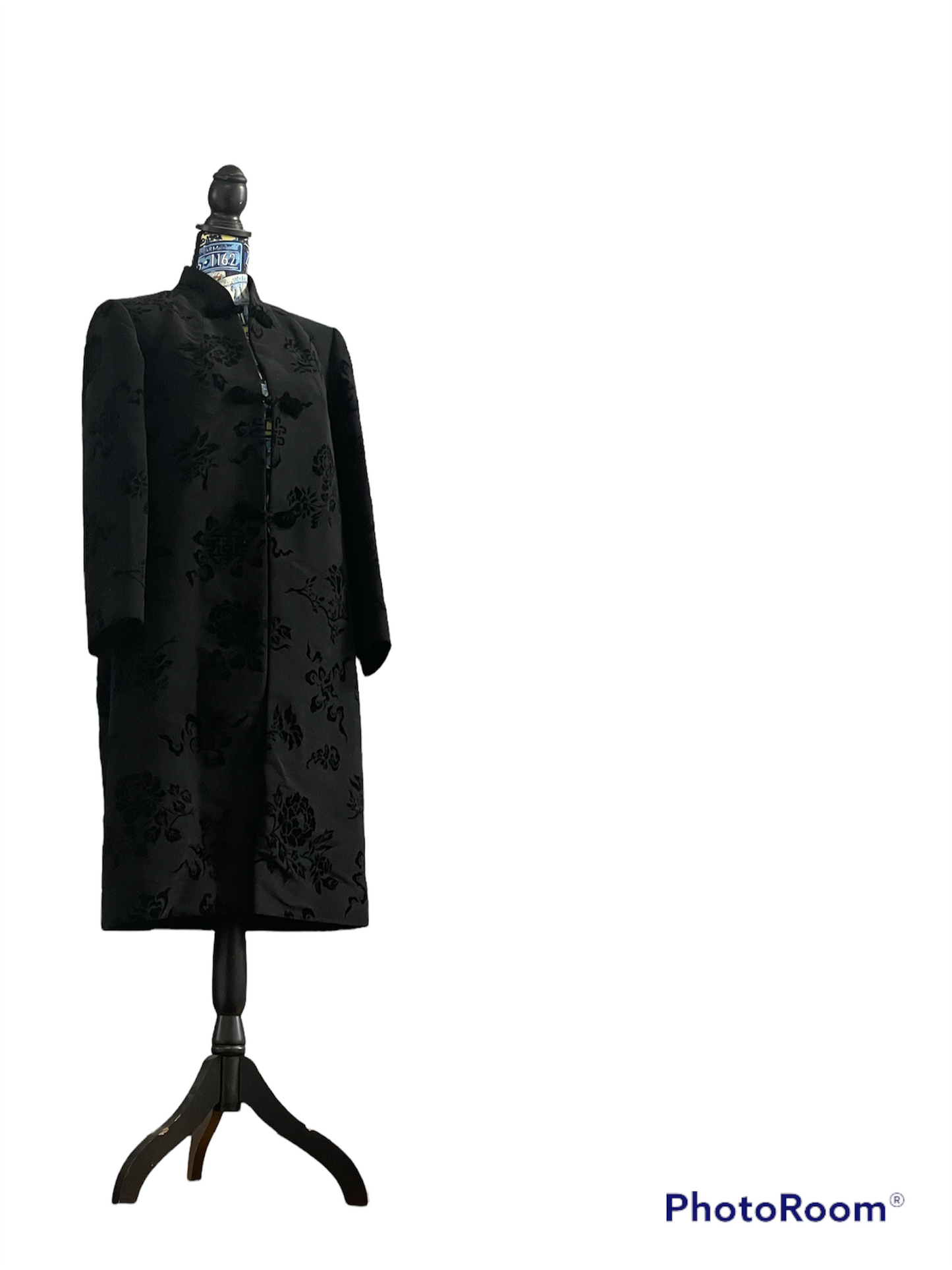 A vintage Chinese silk velvet coat