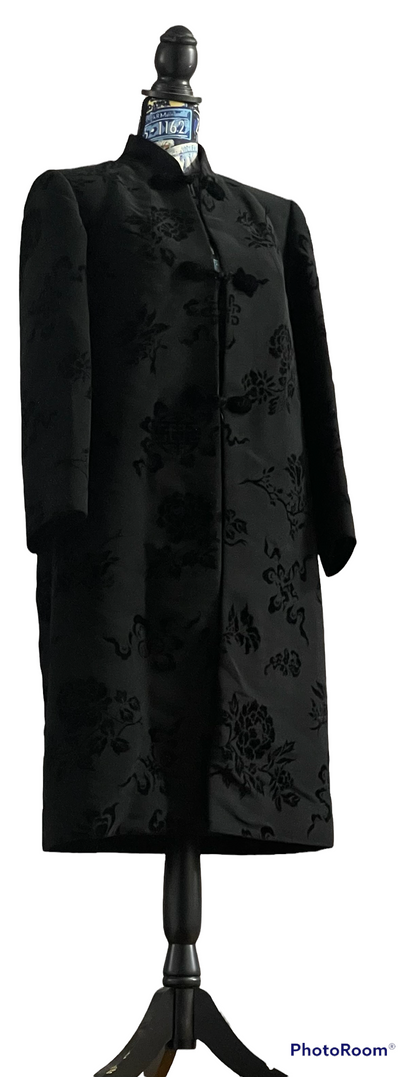 A vintage Chinese silk velvet coat